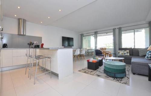 Beautiful Apartment In Antibes With Wifi