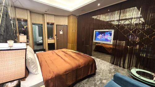 Shining Motelにあるテレビまたはエンターテインメントセンター