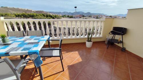 AL06- Modern 3 bed Duplex, close to beach in El Alamillo