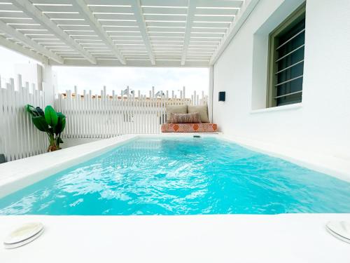 Joelia Suites in Naousa Paros with private jacuzzi! photo 3