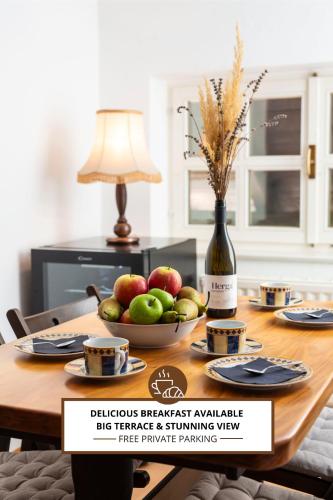 Herga Wine Estate - Nest above wine cellar - rooms
