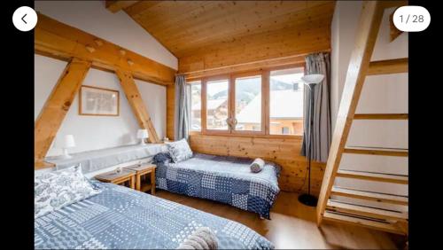 Postel nebo postele na pokoji v ubytování Central Hostel Chatel