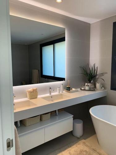 Villa Marbella Beach Golf Santa Clara