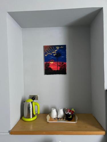 Příslušenství pro přípravu čaje a kávy v ubytování Terrazza Santa Chiara