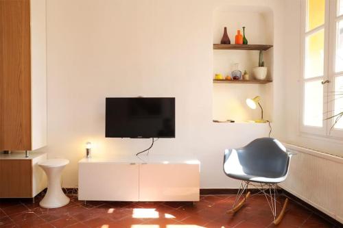 Appartement Vieille ville 55 m2 avec Terrasse 16m2 et 2chambres Vraie Climatisation
