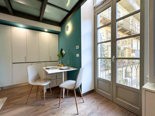 Piazza Vittorio Two-level Modern Apartment photo 5