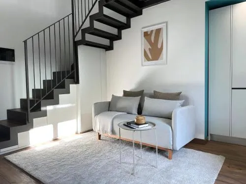 Piazza Vittorio Two-level Modern Apartment photo 1