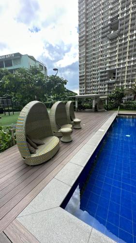 Πισίνα στο ή κοντά στο 2 Bedrooms with balcony and parking