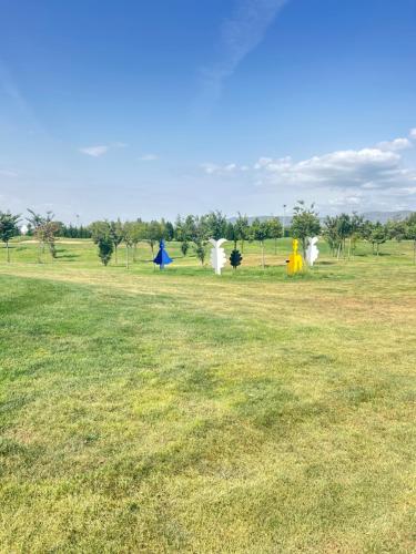 Φωτογραφία από το άλμπουμ του Villa Ambassador Golf Resort, Kachreti σε Kachretʼi