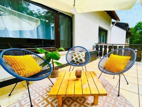 Μπαλκόνι ή βεράντα στο CASA INN ParkView - Relax & Chill - Perfect for Business Travel, Weekend Trip, Family&Friends, Dogs Lover, Romance, Layover or Longstay