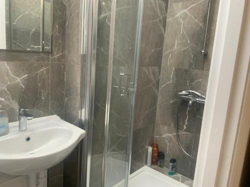 Gallery image of The London En-Suite in Ilford