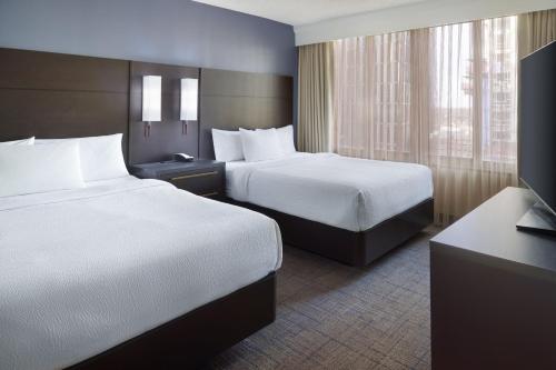 Residence Inn Bethesda Downtown Image