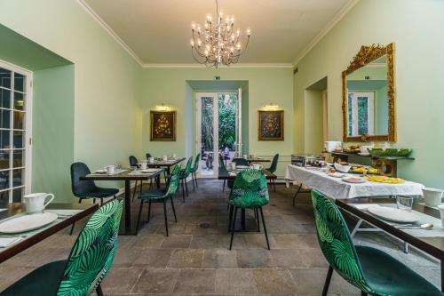 Ruang duduk di Solar dos Cantos Botanic House & Garden
