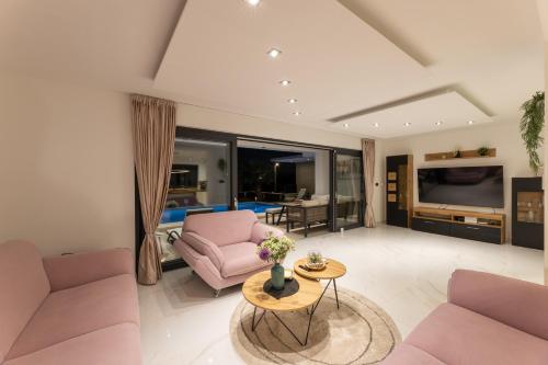 Luxury villa with a swimming pool Primosten - 23550