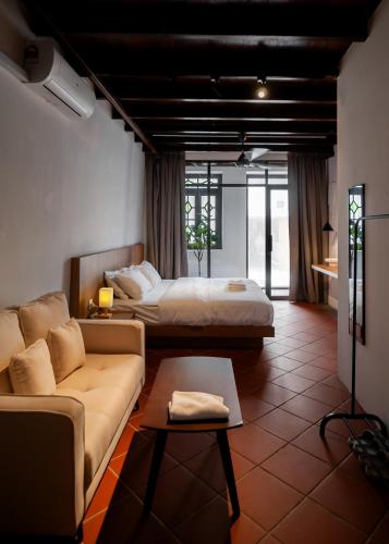 Heritage Villa by Aayu - 10 mins walk to Armenian St