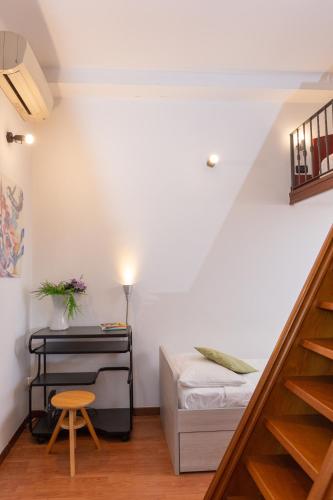 Soft Colors Exclusive Apartment - Navigli District - M2