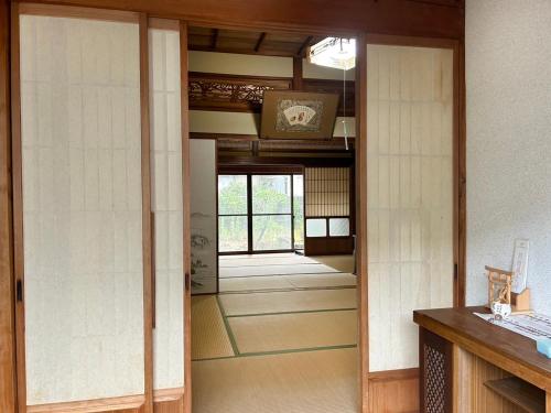 a room with at Shingu Guest House SOU 別館 in Shingu