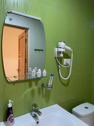 Un baño de YMCA Spitak