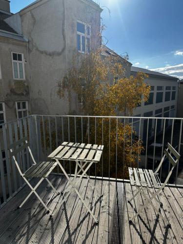 Altbaujuwel mit Terrasse, Top 20