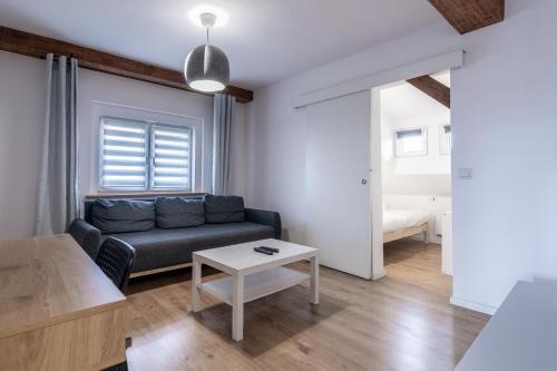 Seventh Heaven Apartment by BookingHost