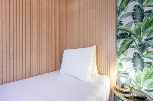 Katil atau katil-katil dalam bilik di Goa Square Guesthouses by Lisbon with Sintra - shared bathrooms