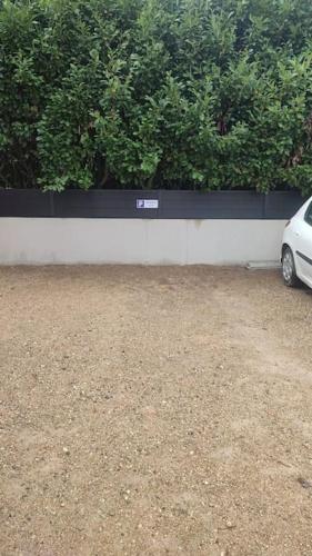 Imagen de la galería de appartement cosy parking privé, en Chazey-sur-Ain