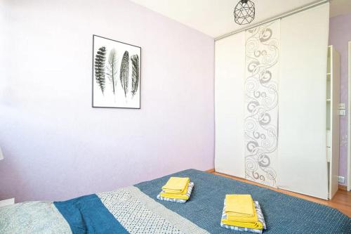 Photo de la galerie de l'établissement F4 - Terrasse & Parking Sur les toits du Havre, au Havre