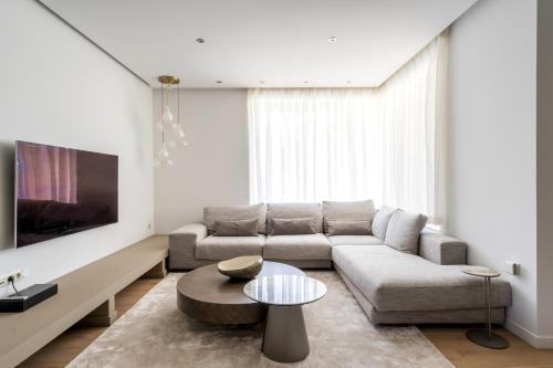 Glyfada Gem - 3BD apartment