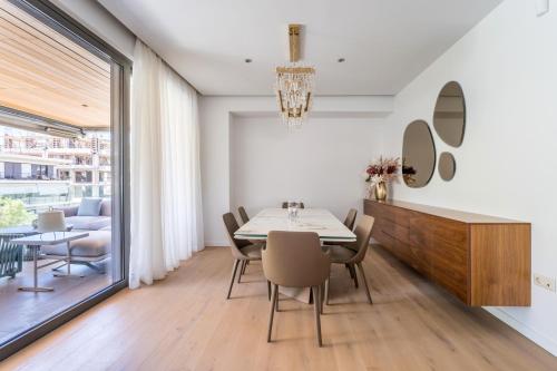 Glyfada Gem - 3BD apartment