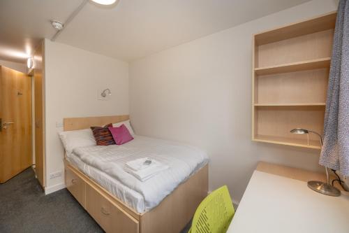 Gallery image of University Hall - UCC Summer Beds in Cork