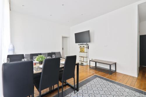 Photo de la galerie de l'établissement 2 Bedroom Appartement Quartier Le Marais Free Netflix, à Paris