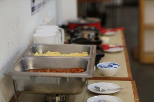 Makanan di atau berdekatan hotel