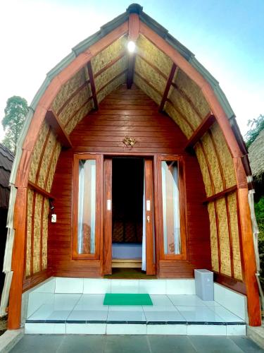 Bazén v ubytování Alengkong Bali Camp nebo v jeho okolí