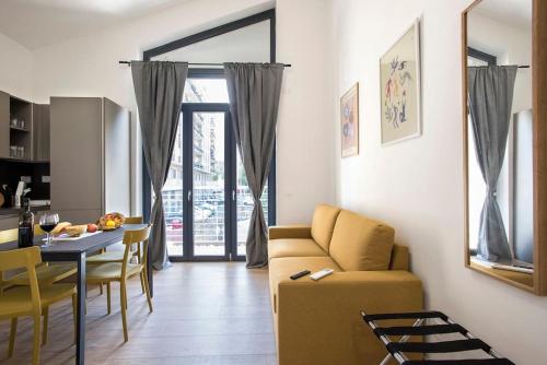 Urban Oasis near Termini with Patio, int1b