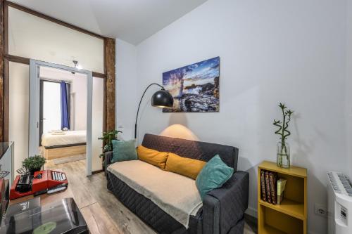 Latina Corporate Housing with Billard &Darts