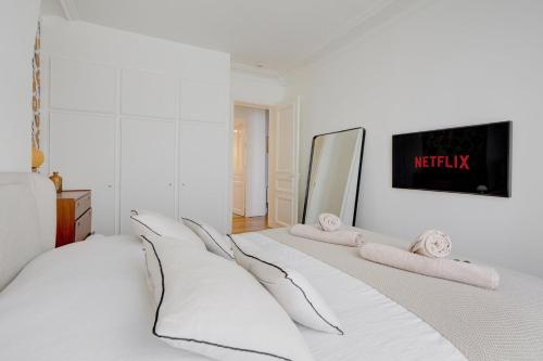 Photo de la galerie de l'établissement Suite Voltaire - Superbe appartement, à Paris