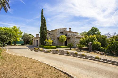 Κήπος έξω από το Villa Can Salat