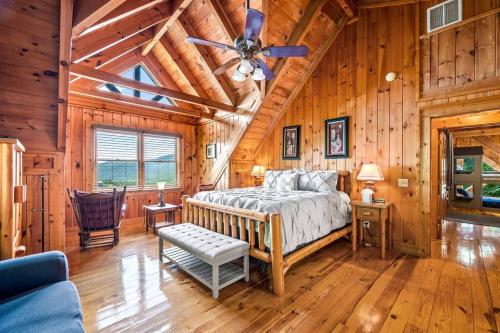 Katil atau katil-katil dalam bilik di The Buckeye Cabin