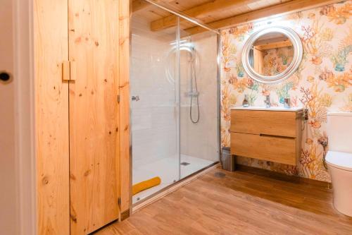 Koupelna v ubytování LETSMALAGA - Duplex en el centro con jacuzzi