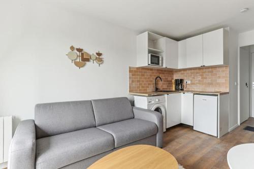 Nice studio close to Paris