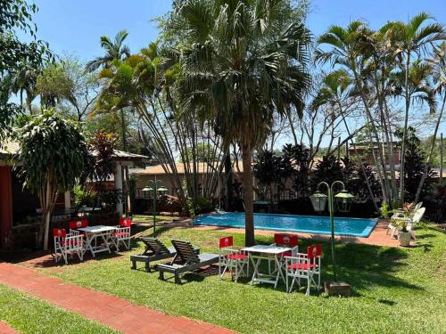 Kolam renang di atau dekat dengan El Guembe Hostel House