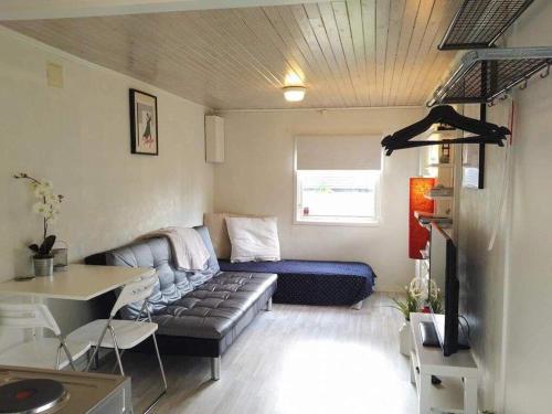 Ένα ή περισσότερα κρεβάτια σε δωμάτιο στο Nice Home In Tvååker With 0 Bedrooms