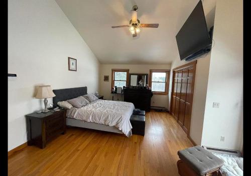 Ένα ή περισσότερα κρεβάτια σε δωμάτιο στο Your Vermont Homeaway from home