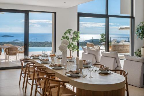 Luxury, seaview Villa Grandeca