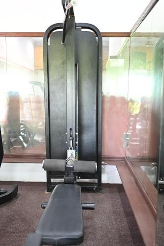 Fitness centrum a/nebo fitness zařízení v ubytování Kaziranga Golf Resort