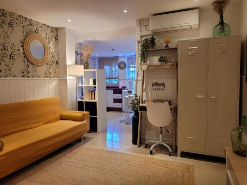 "COZY LOFT", TERRACE, PARKING and SWIMMING POOL