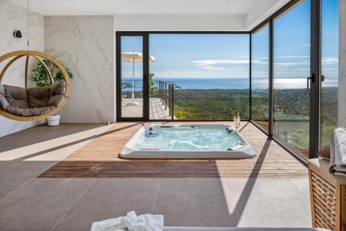 Luxury, seaview Villa Grandeca