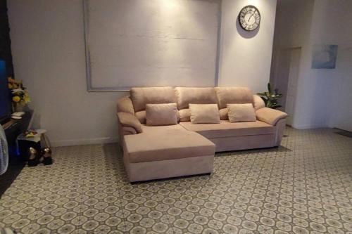 Ruang duduk di บ้านพักในสวนK&N2