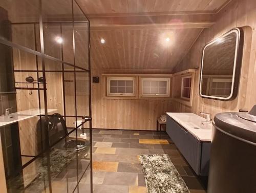 Ένα μπάνιο στο OlaHytta - Cozy cabin close to kvitfjell