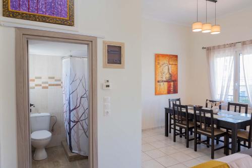 Cozy Greek Apartment